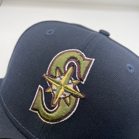 New Era 59Fifty Seattle Mariners Botanical Blue Fitted Hat Size 7 1/4 - Picture 4 of 12
